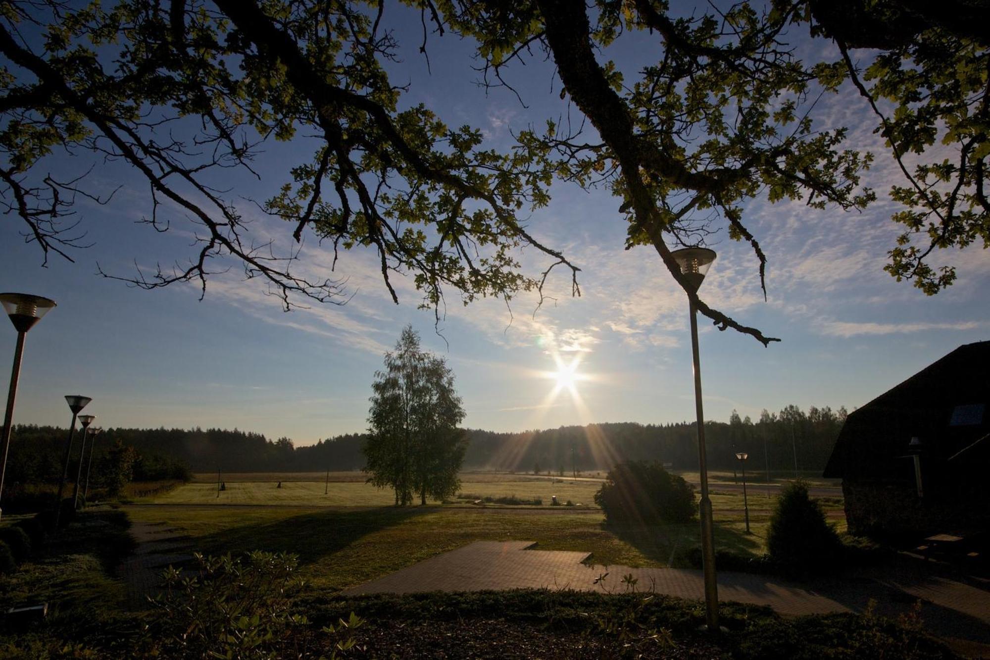 Smeceres Krogs Hotell Madona Exteriör bild